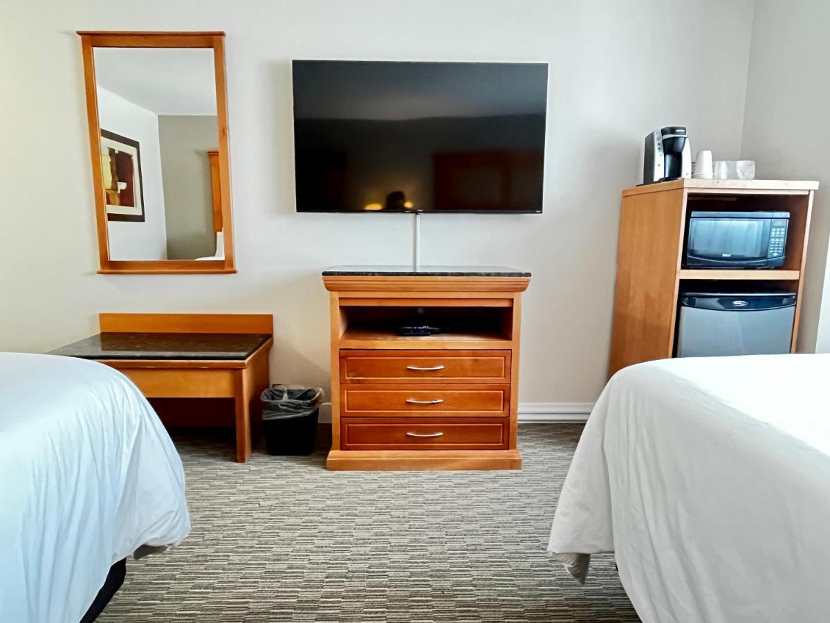 Anavada Inn & Suites - Принс Джордж Екстериор снимка