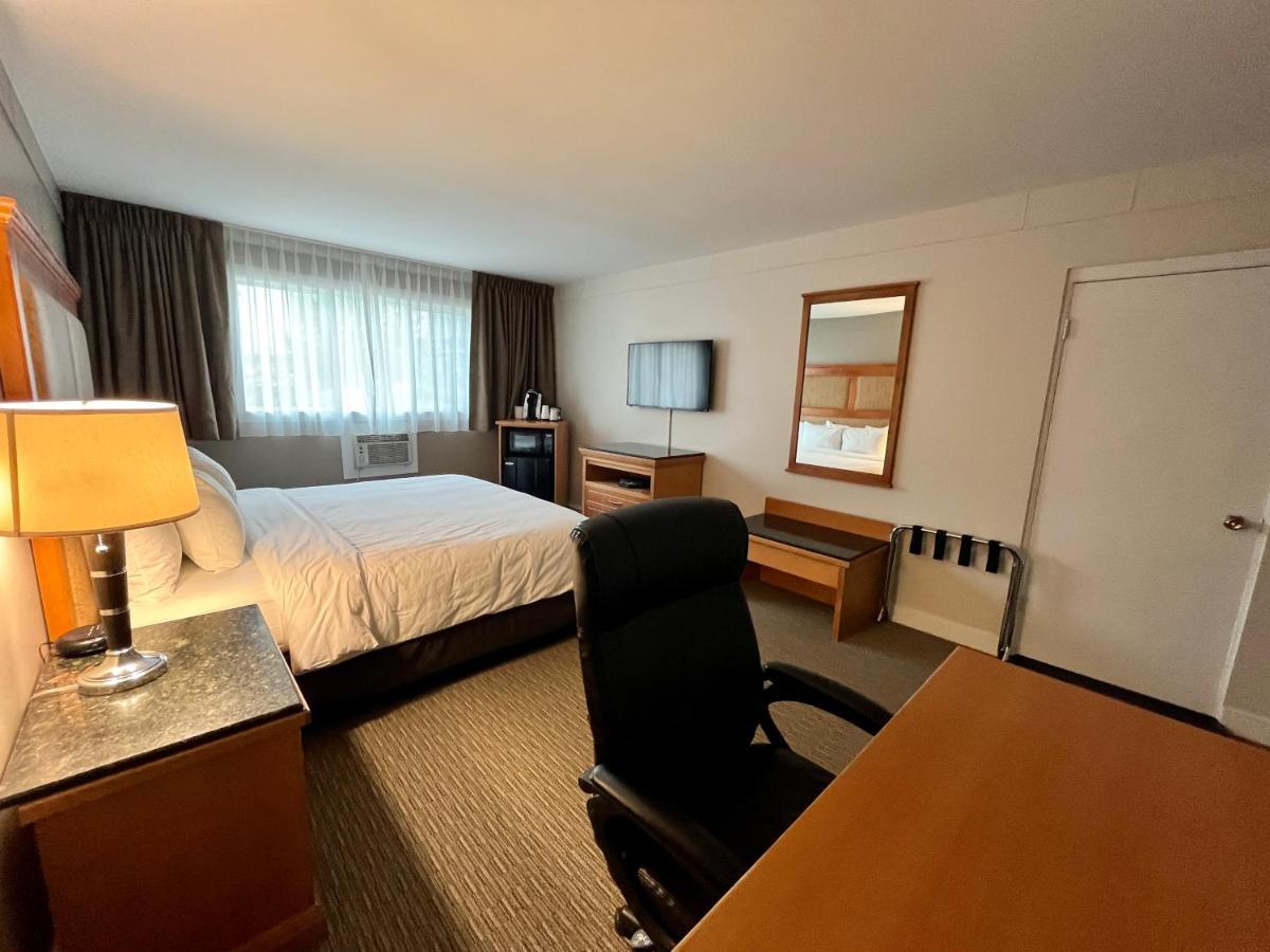 Anavada Inn & Suites - Принс Джордж Екстериор снимка